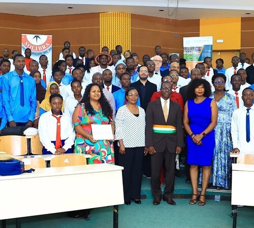 Cérémonie de remise certificats aux Lauréats du Prix Jeunes Espoirs 2025