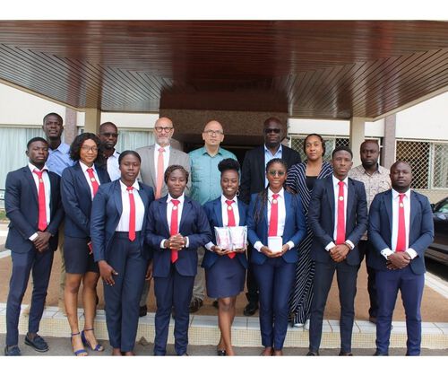 Les étudiants de la Chaire avec Eric Samson, Directeur Général de Solibra et son équipe.